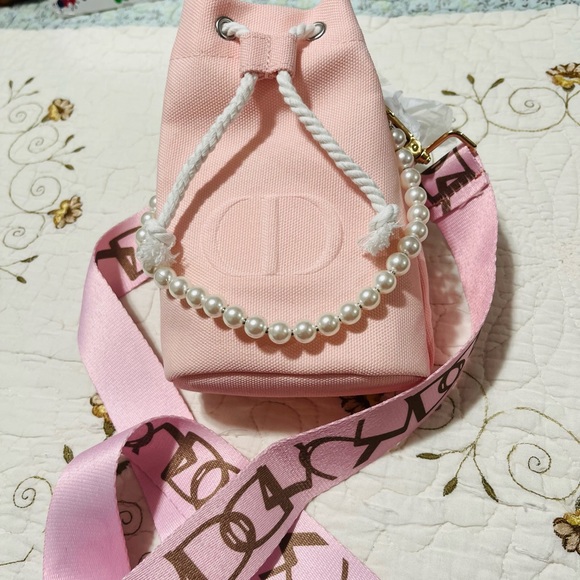 Dior drawstring bag - Picture 3 of 6